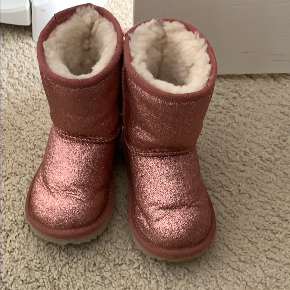 Toddler Pink Glitter Ugg Boots Size 8